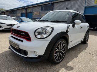 /photos/9418/6e798f75-5fec-0ea2-758f-74869fa17809_i320x240.jpg