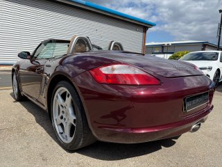 /photos/9418/b7e4bd06-74ac-ae9f-3f35-469097ac1a55_i320x240.jpg